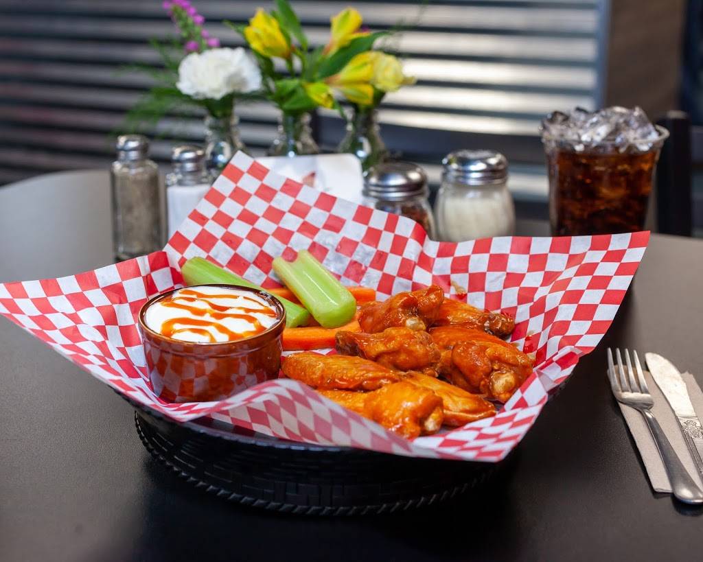 Colorado Crust Pizza Company | meal delivery | 6660 Delmonico Dr, Colorado Springs, CO 80919, USA | 7194006404 OR +1 719-400-6404