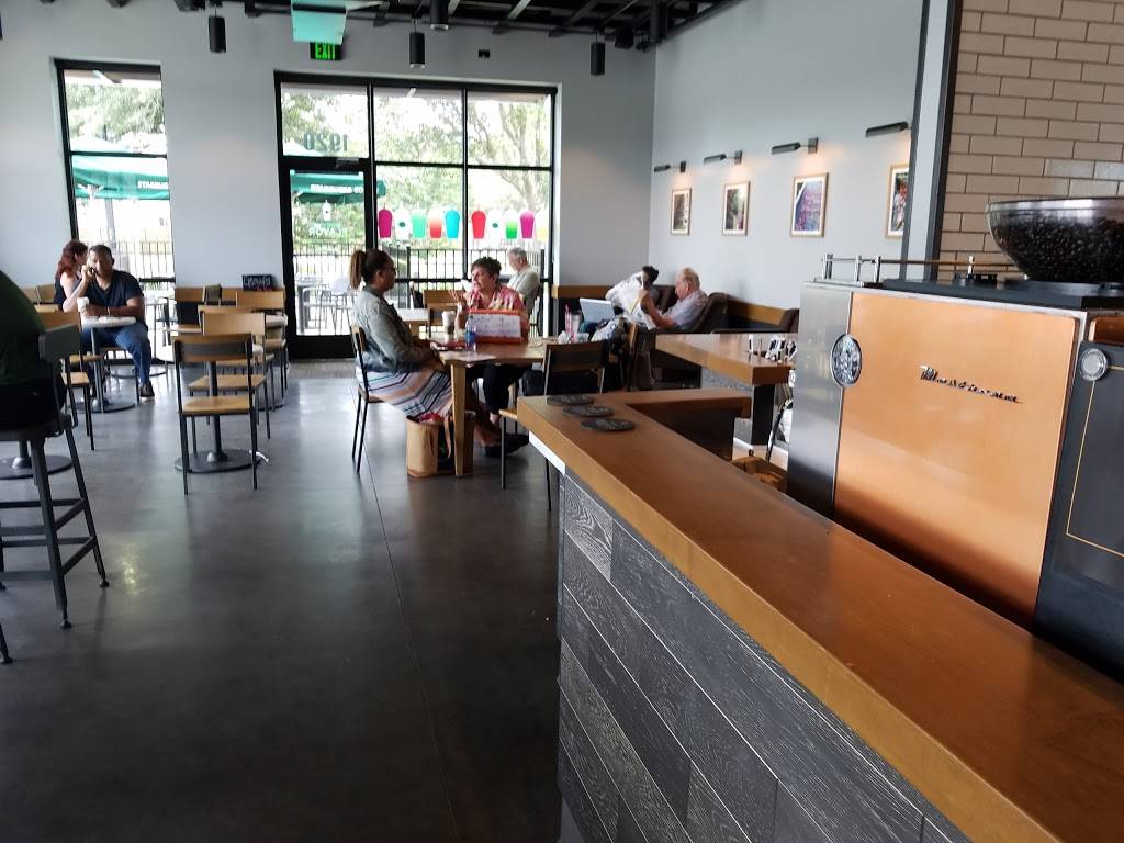 Starbucks | cafe | 1920 Bloomingdale Ave, Valrico, FL 33596, USA | 8136431715 OR +1 813-643-1715
