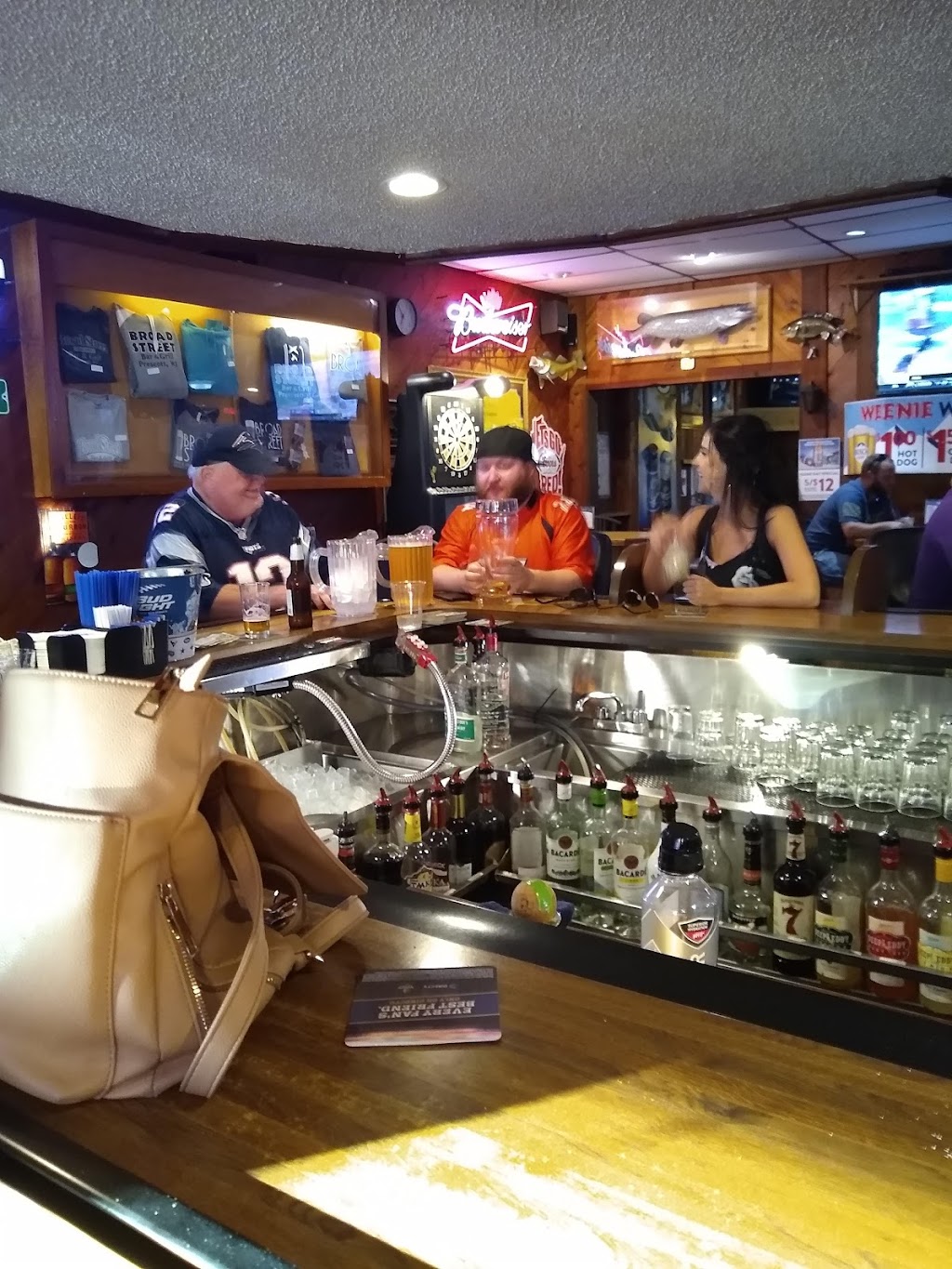 Broad Street Bar and Grill | restaurant | 138 Broad St, Prescott, WI 54021, USA | 7152623880 OR +1 715-262-3880