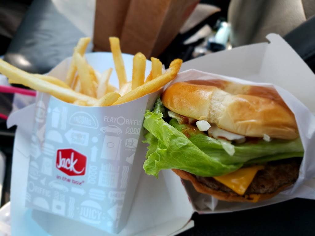 Jack in the Box | restaurant | 34504 Yucaipa Blvd, Yucaipa, CA 92399, USA | 9097975344 OR +1 909-797-5344