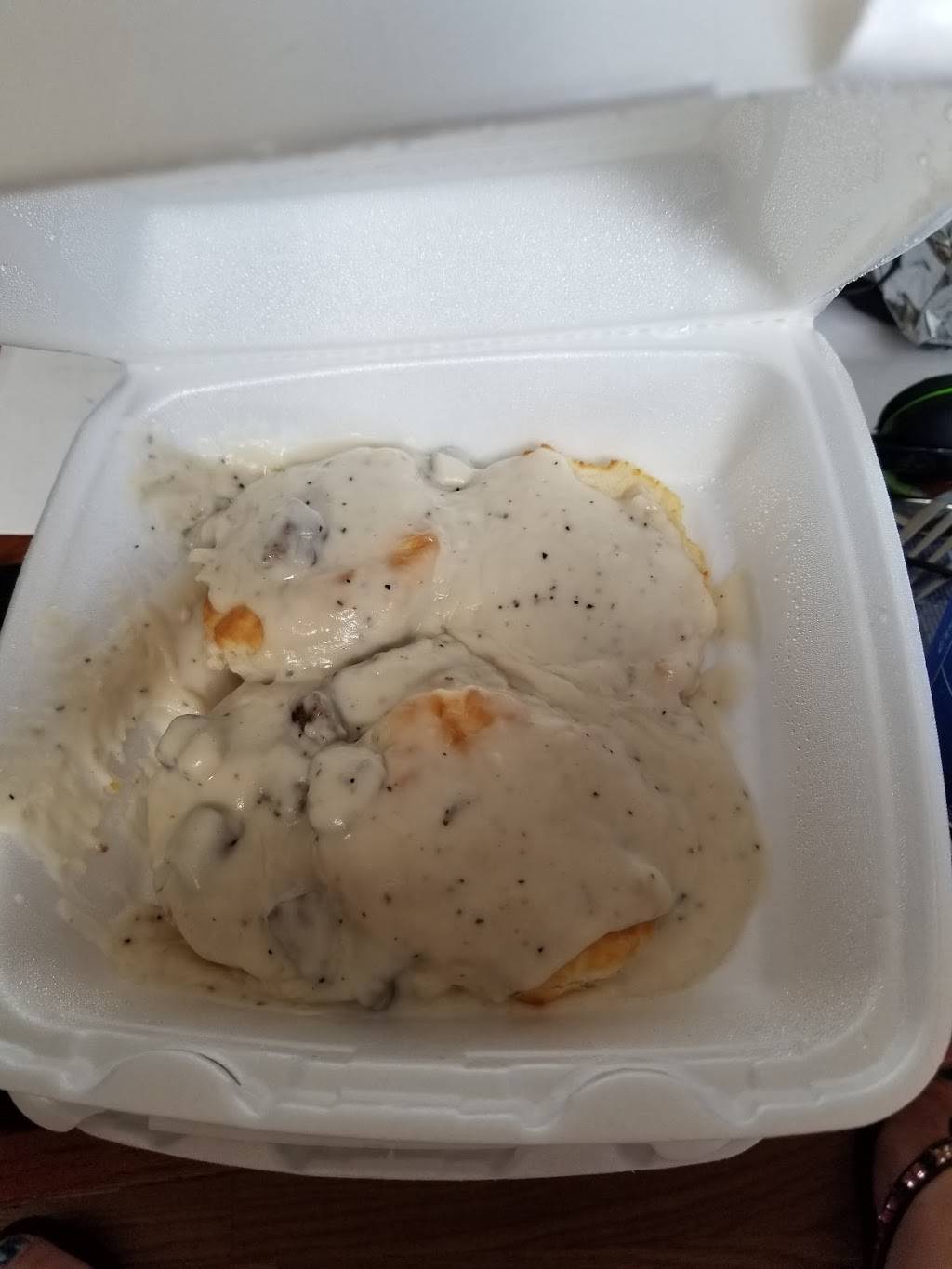 Dairy Queen Grill & Chill | restaurant | 2700 Ellwood Rd, New Castle, PA 16101, USA | 7246522744 OR +1 724-652-2744