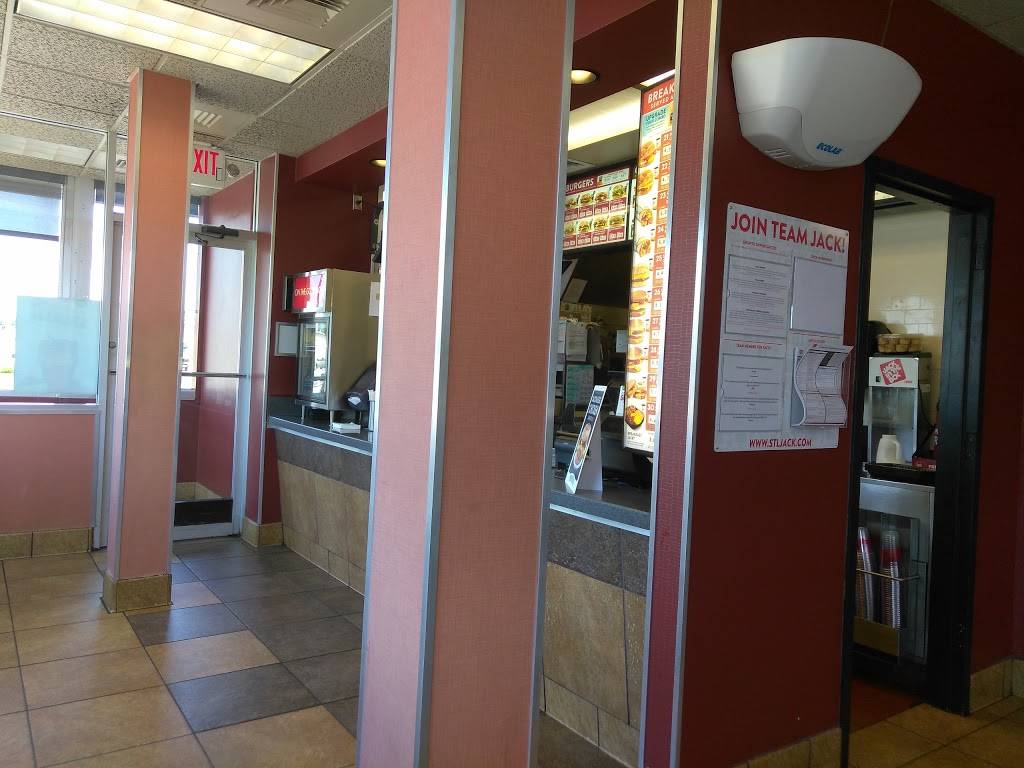 Jack in the Box | restaurant | 41 E Edwardsville Rd, Wood River, IL 62095, USA | 6182542098 OR +1 618-254-2098