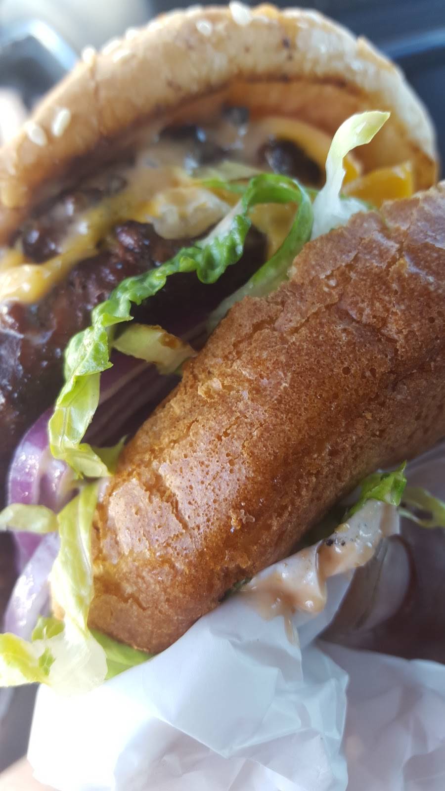 Alexs Giant Burger | restaurant | 1789 Rumrill Blvd, San Pablo, CA 94806, USA | 5102330009 OR +1 510-233-0009