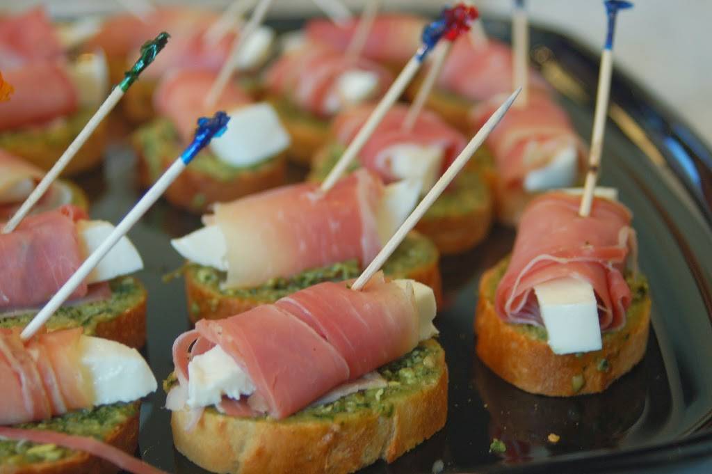 Leon Cafe and Lounge | restaurant | 2519 Cañada Blvd, Glendale, CA 91208, USA | 8182434585 OR +1 818-243-4585