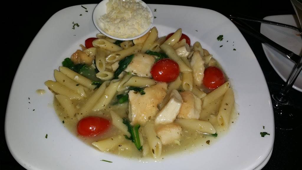 Reginas | night club | 827 Teaneck Rd, Teaneck, NJ 07666, USA | 2018621996 OR +1 201-862-1996