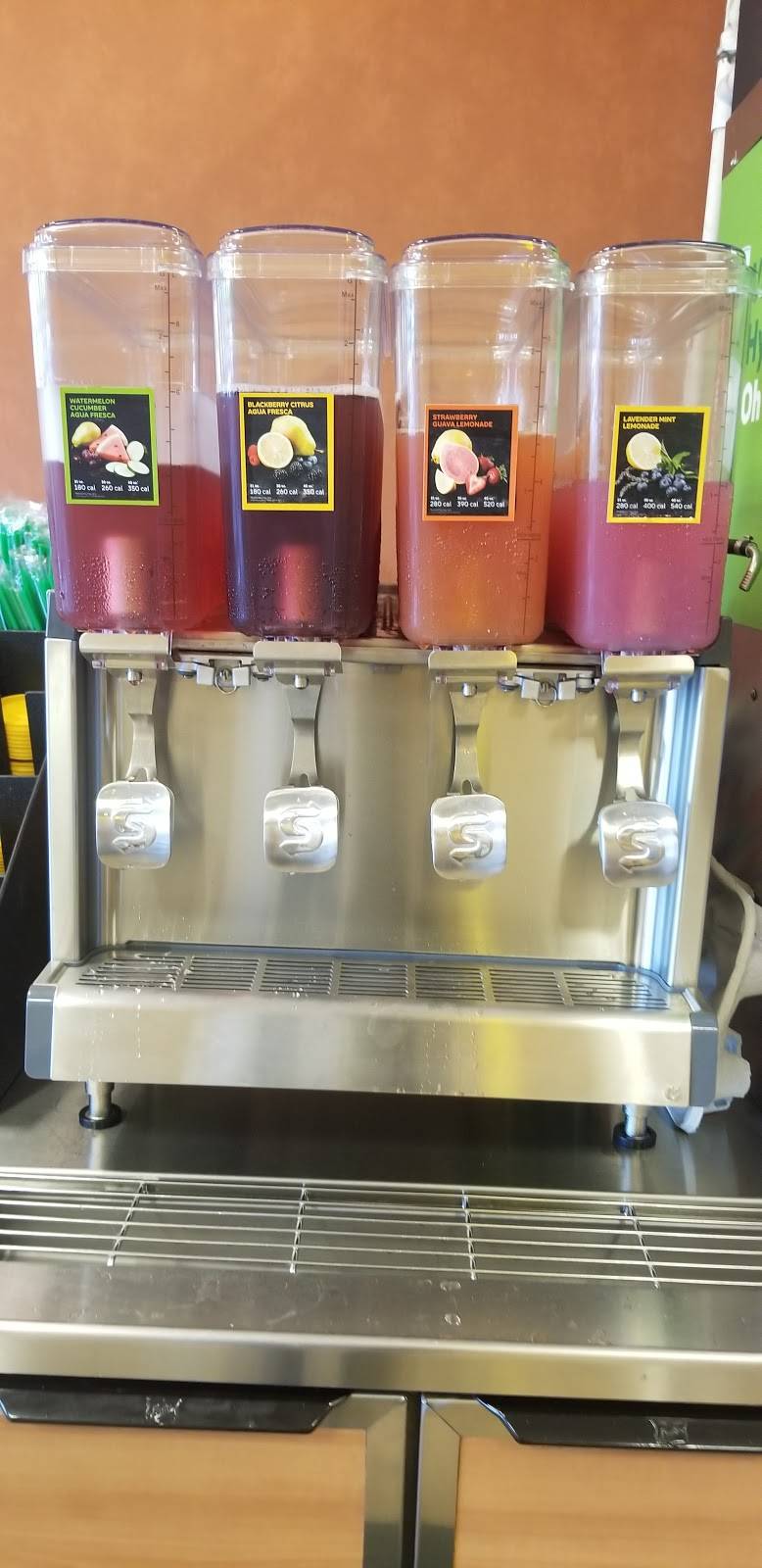 Subway | restaurant | 1100 Revere Beach Pkwy, Chelsea, MA 02150, USA | 6173703044 OR +1 617-370-3044