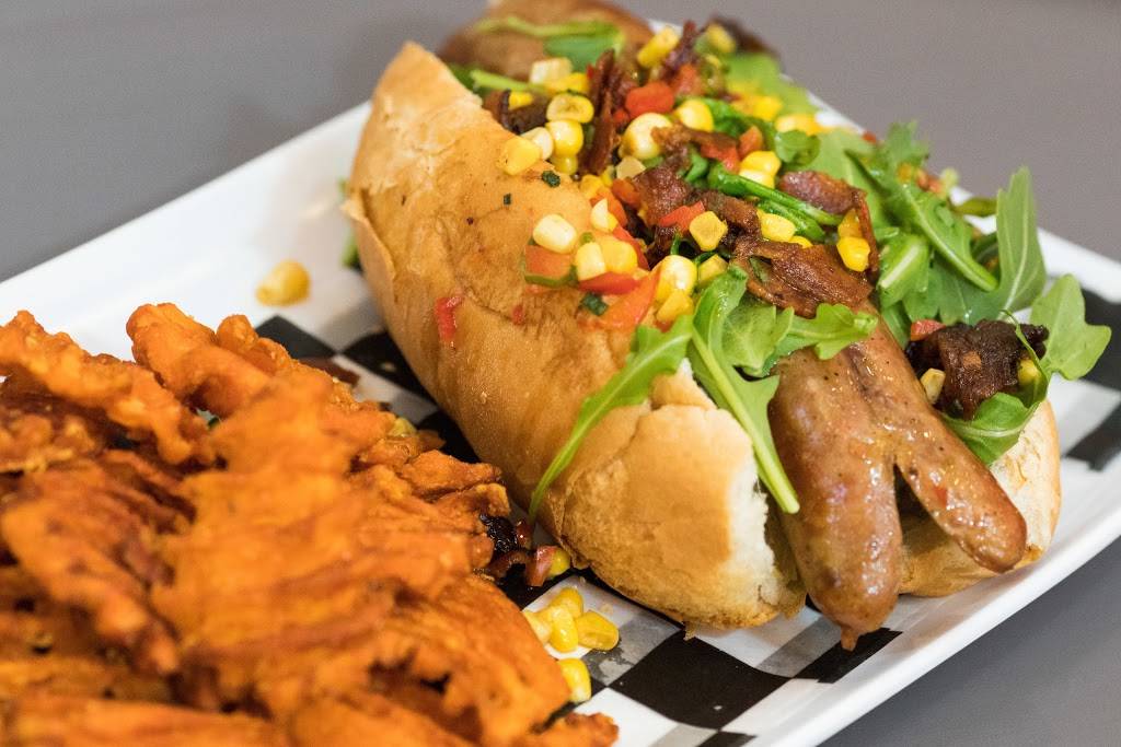 Railers Sports Tavern | restaurant | 90 Commercial St, Worcester, MA 01608, USA | 7744207636 OR +1 774-420-7636