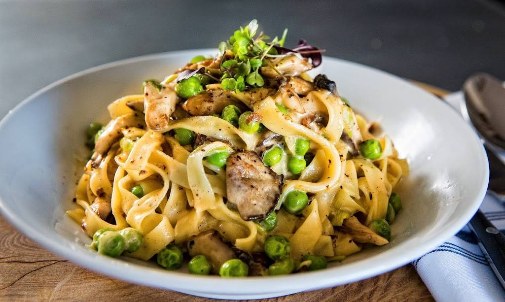 The Combine | restaurant | 352 Norfolk St S, Simcoe, ON N3Y 2W9, Canada | 2264403369 OR +1 226-440-3369