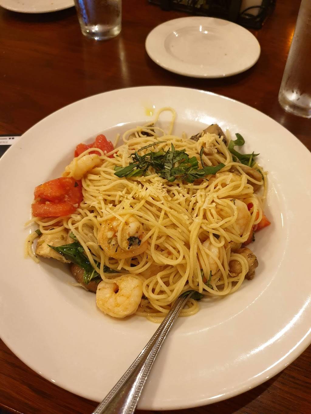 Ernestos Italian Restaurant | meal takeaway | 8544 SW Apple Way, Portland, OR 97225, USA | 5032920119 OR +1 503-292-0119