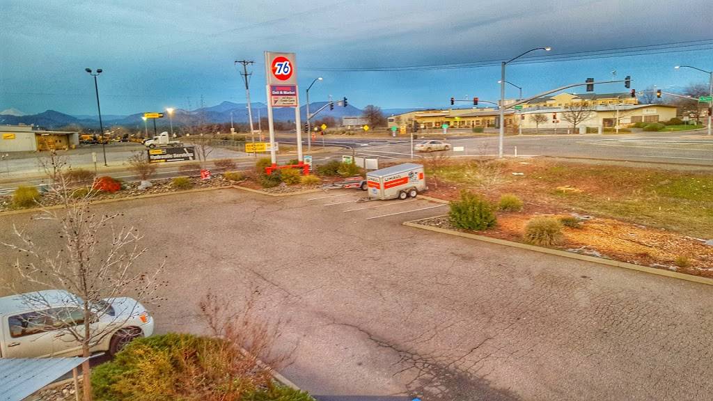 North Redding Valero Express Deli and Market | meal takeaway | 1191 Prestige Way, Redding, CA 96003, USA | 5302438170 OR +1 530-243-8170