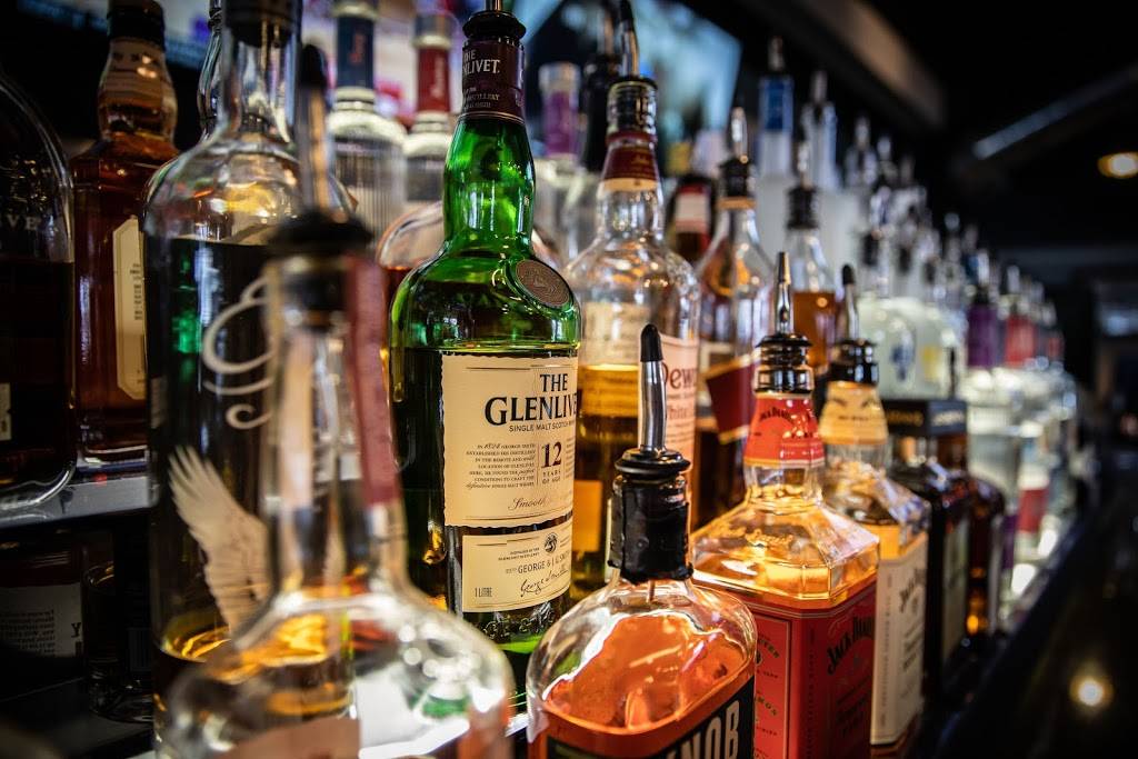 Sams Wedge Inn | restaurant | 1685 S Raccoon Rd, Austintown, OH 44515, USA | 3307990718 OR +1 330-799-0718