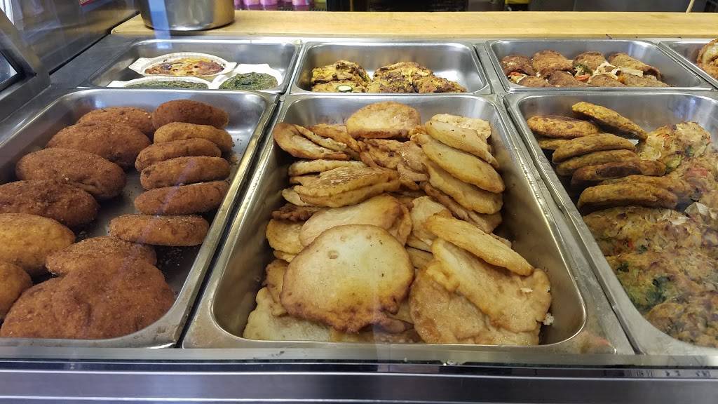 Mendels Pizza | restaurant | 4923 18th Ave, Brooklyn, NY 11204, USA | 7184388542 OR +1 718-438-8542