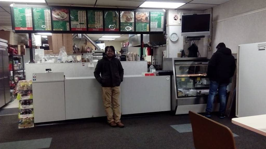 Fantastic Pizza & Cafe | restaurant | 910 Main St, Worcester, MA 01610, USA | 5087985577 OR +1 508-798-5577