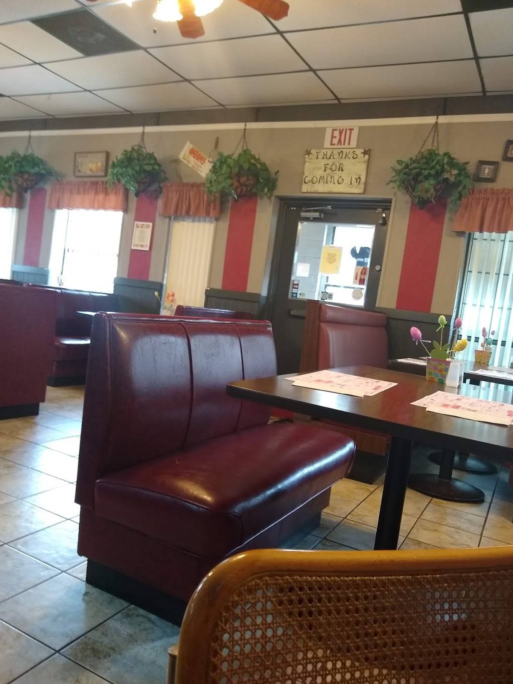 TopSpot Country Cookin & Catering | cafe | 7139 Sissonville Dr, Sissonville, WV 25320, USA | 3049842816 OR +1 304-984-2816