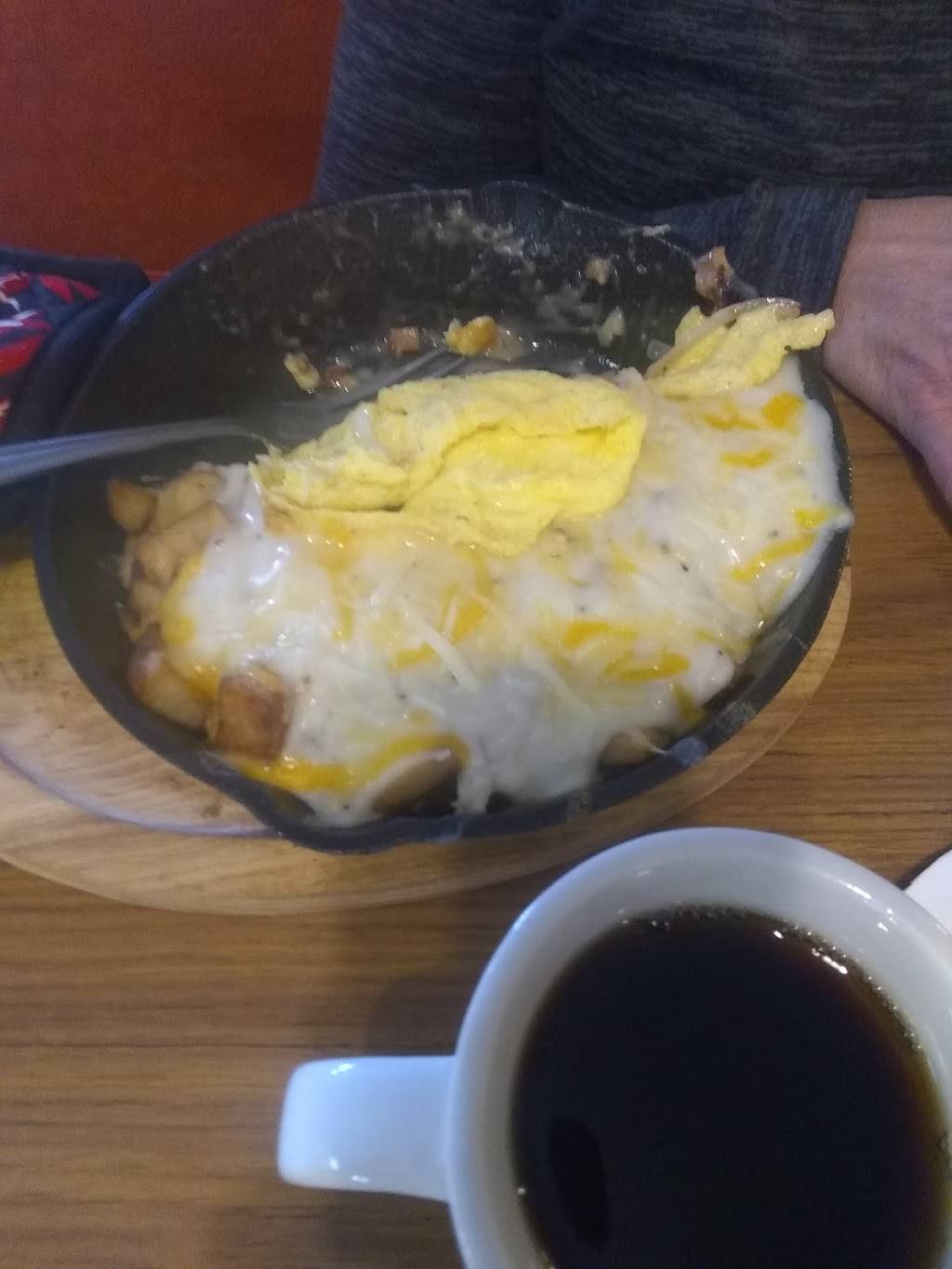 Skillets Cafe | cafe | 7145 E Main St, Mesa, AZ 85207, USA | 4807071001 OR +1 480-707-1001