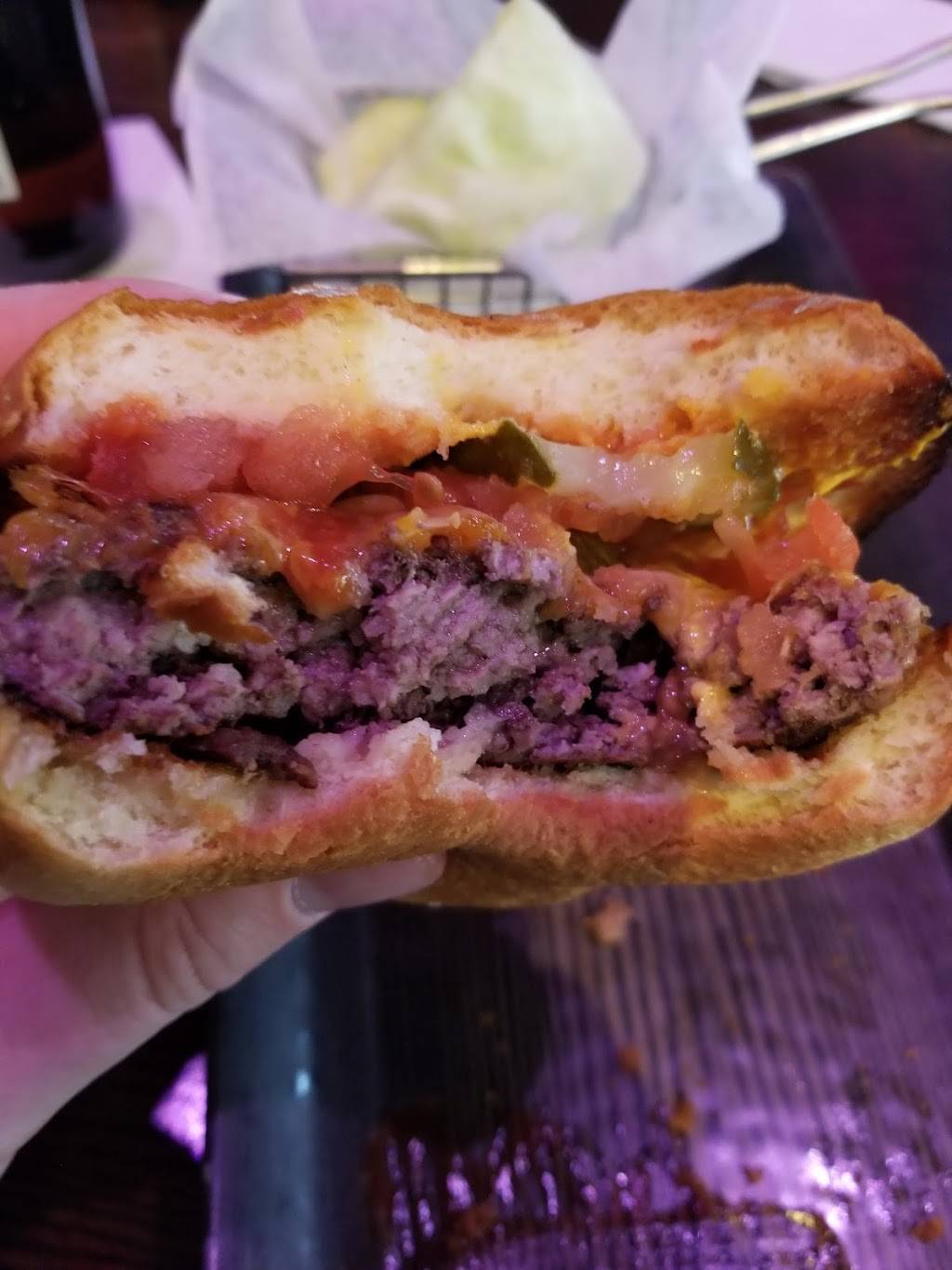 Alumni Club | restaurant | 1540 N Roselle Rd, Schaumburg, IL 60195, USA | 8475197555 OR +1 847-519-7555