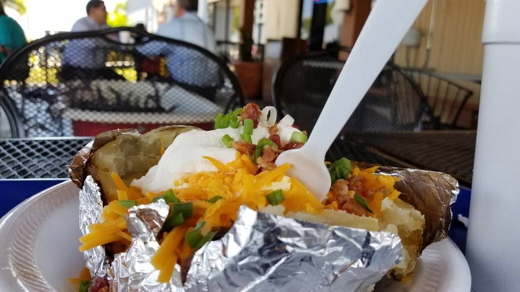 Aunt Pookies Bar-B-Q | restaurant | 1450 West Sam Houston Pkwy N #108, Houston, TX 77043, USA | 7137229993 OR +1 713-722-9993