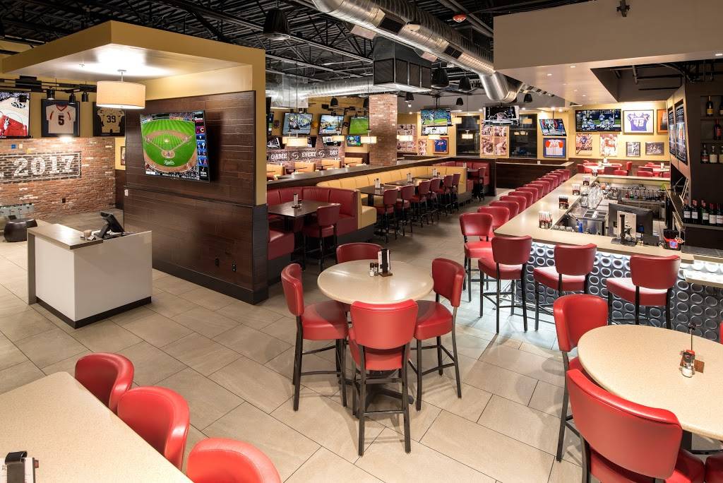 Recovery Sports Grill | restaurant | 10350 SW Don, R. Led, NW Duke Ave, Port St. Lucie, FL 34987, USA | 7723458490 OR +1 772-345-8490