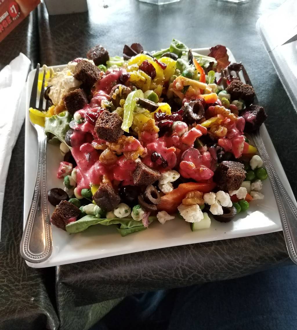 Ruby Tuesday | restaurant | 58 Stephen King Dr, Augusta, ME 04330, USA | 2076238710 OR +1 207-623-8710