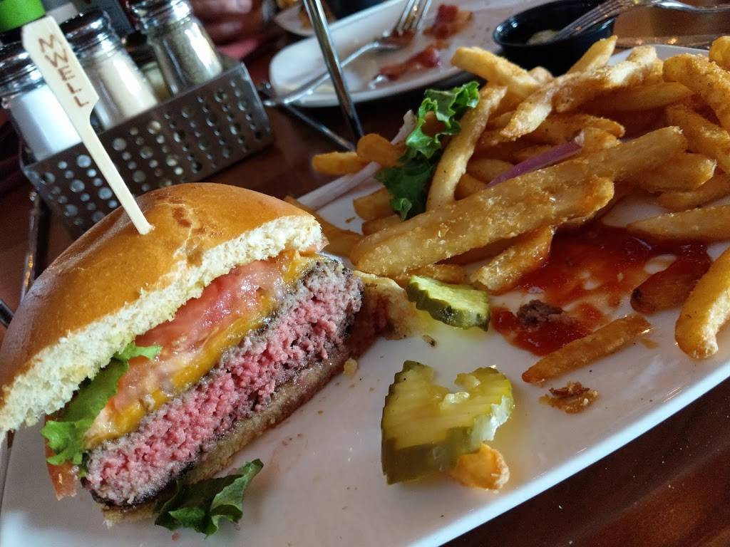 Tommys Tavern + Tap | restaurant | 2655 Richmond Ave, Staten Island, NY 10314, USA | 7184892201 OR +1 718-489-2201