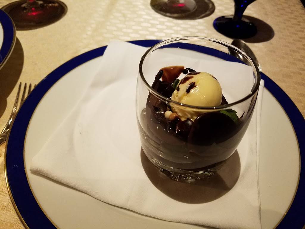 Penrose Room | restaurant | 1 Lake Ave, Colorado Springs, CO 80906, USA | 7195775773 OR +1 719-577-5773