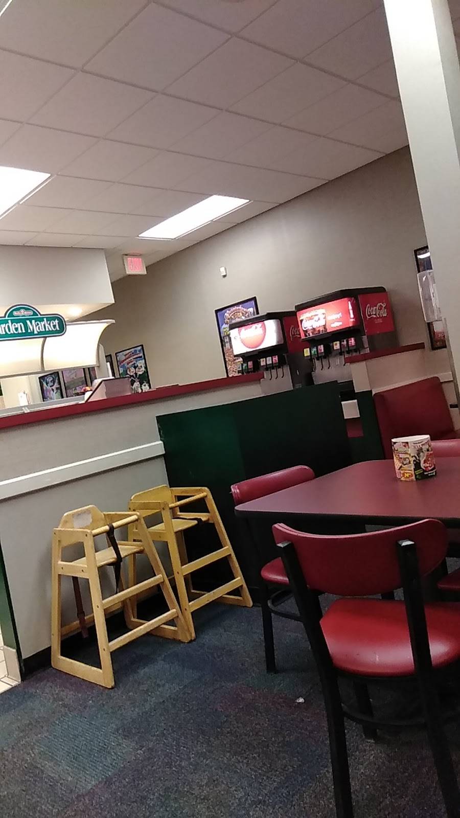 Rocky Rococo Pizza and Pasta | restaurant | 7600 W Capitol Dr, Milwaukee, WI 53222, USA | 4144650452 OR +1 414-465-0452