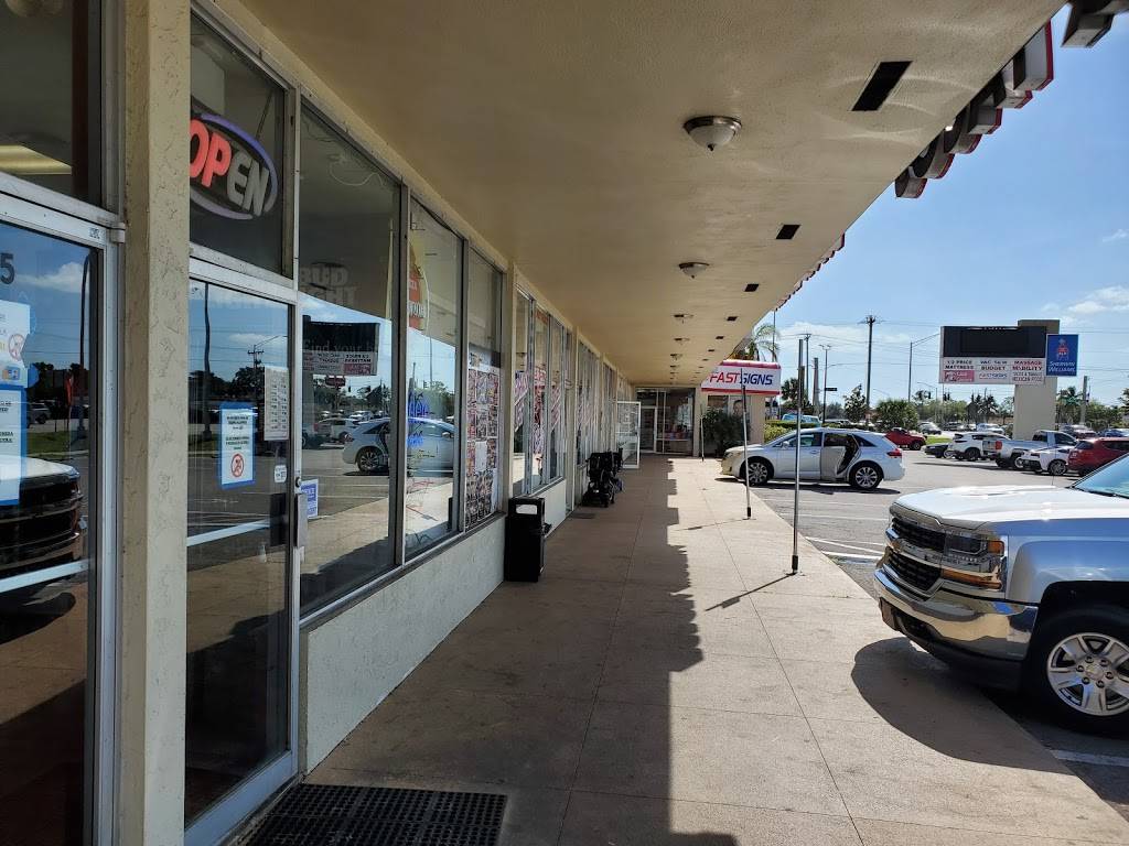 La Poblanita Deli | restaurant | 12145 S Cleveland Ave, Fort Myers, FL 33907, USA | 2392082716 OR +1 239-208-2716