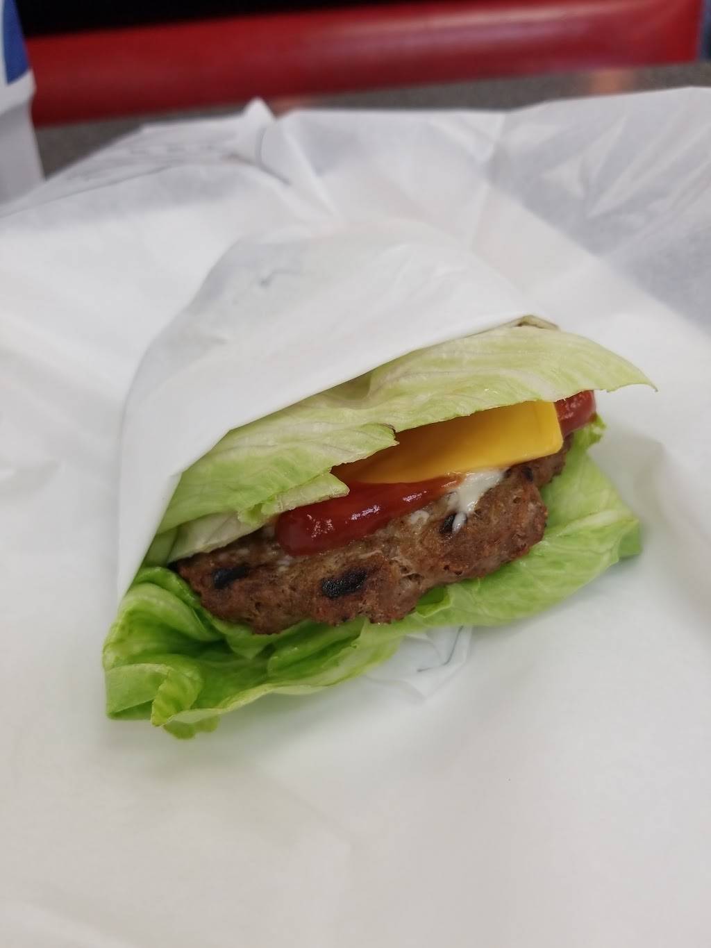 Hardees | meal takeaway | 498 Busch Dr, Jacksonville, FL 32218, USA | 9047511805 OR +1 904-751-1805