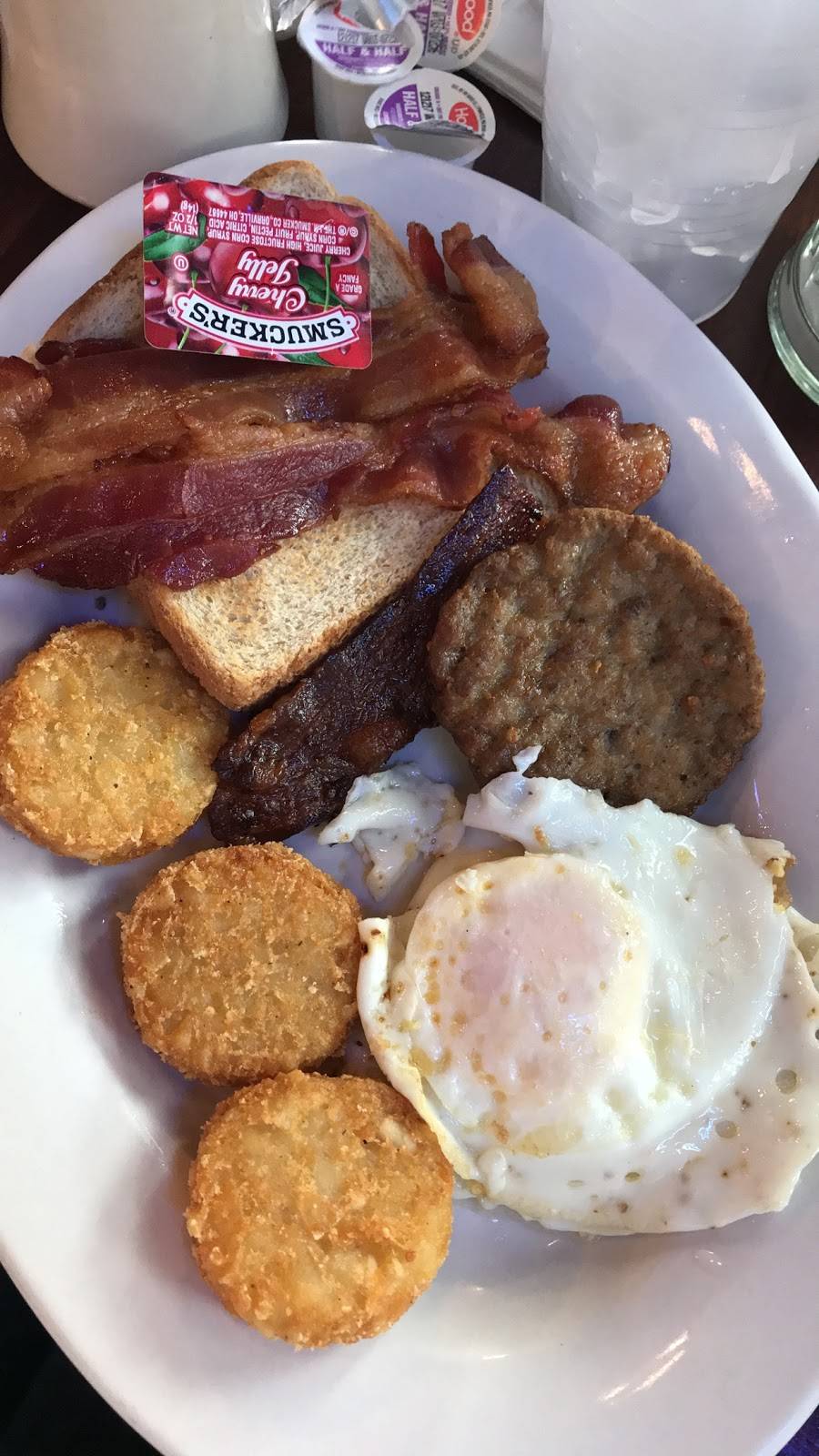 Lamasco Bar | restaurant | 1331 W Franklin St, Evansville, IN 47710, USA | 8124370171 OR +1 812-437-0171