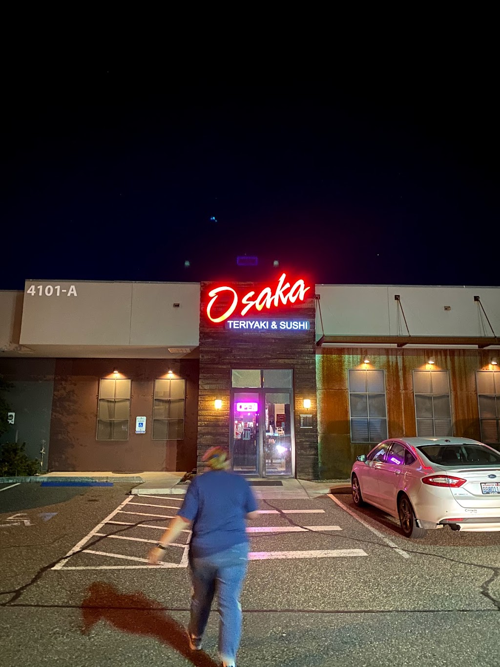 Osaka Teriyaki and Sushi | restaurant | 4101 W 27th Pl, Kennewick, WA 99337, USA | 5097372900 OR +1 509-737-2900