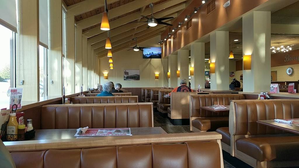 Novi Big Boy | restaurant | 20800 Haggerty Rd, Novi, MI 48375, USA | 2483482390 OR +1 248-348-2390