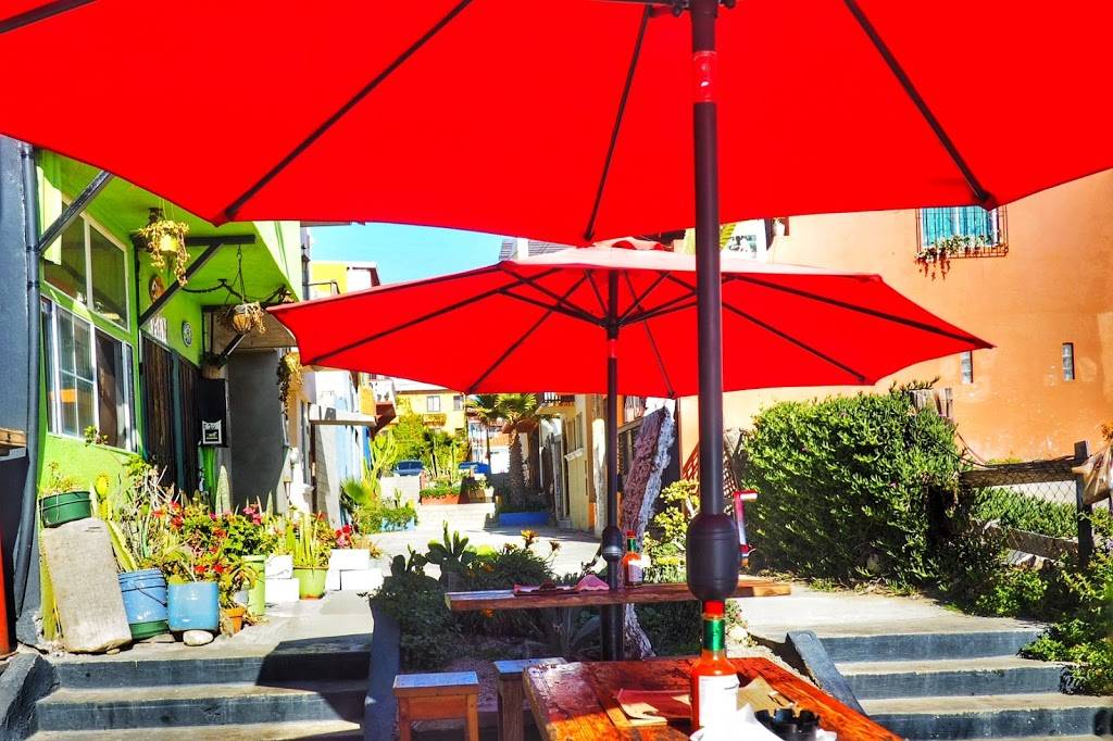 Horno 320 | restaurant | Pasaje Comercial E, Playas, Costa, Tijuana, B.C., Mexico | 016646099282 OR +52 664 609 9282