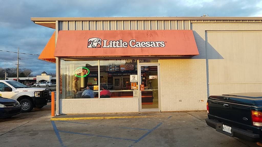 Little Caesars Pizza | meal takeaway | 337 Main St, Philadelphia, MS 39350, USA | 6016630670 OR +1 601-663-0670