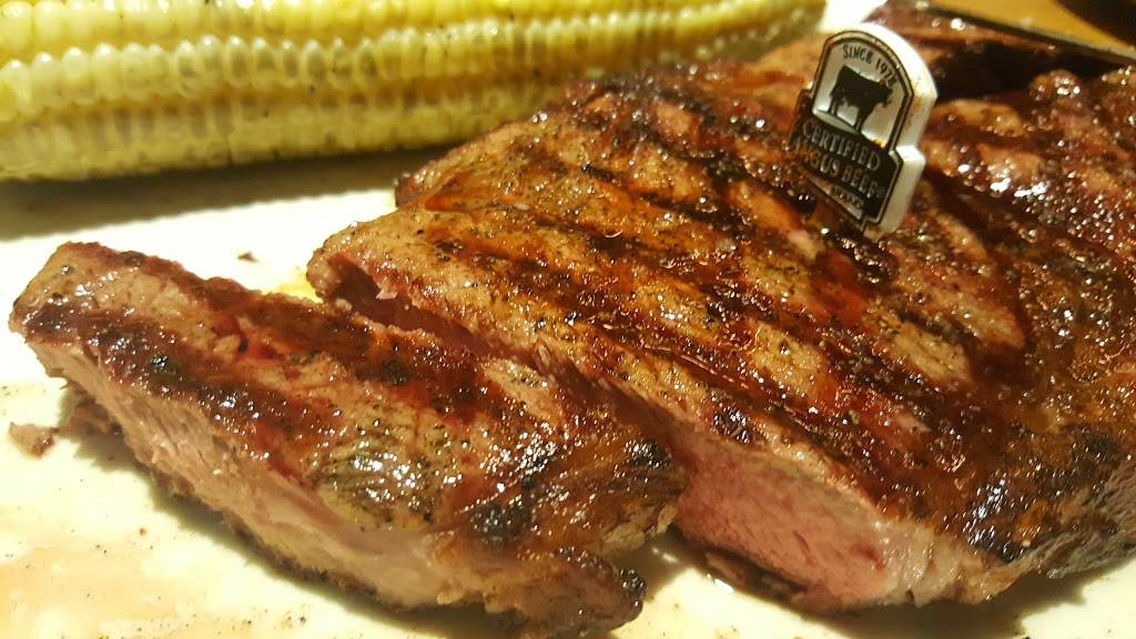 Wood Ranch BBQ & Grill | restaurant | 110 N 1st St, Burbank, CA 91502, USA | 7472002460 OR +1 747-200-2460