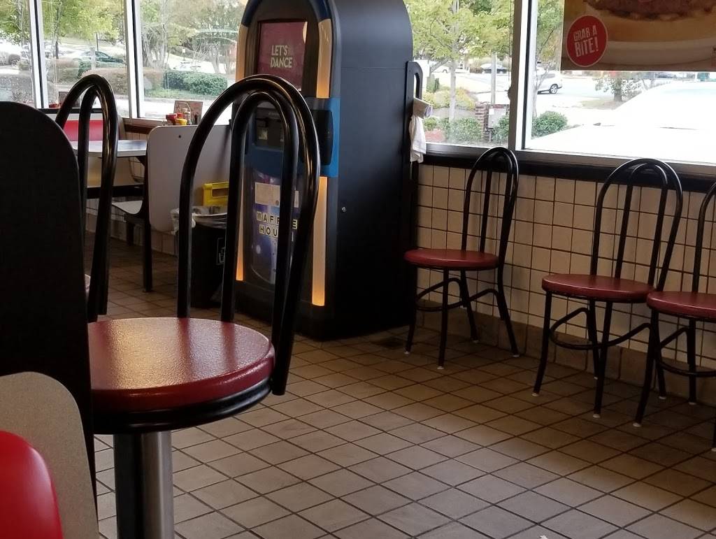 Subway | restaurant | 6370 Powers Ferry Rd NW, Atlanta, GA 30339, USA | 7706611341 OR +1 770-661-1341