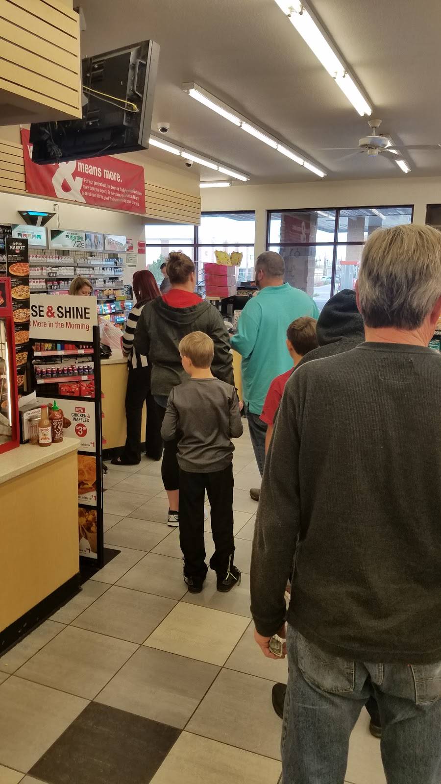 Kum & Go | meal takeaway | 70 W Bridge St, Brighton, CO 80601, USA | 3036599546 OR +1 303-659-9546