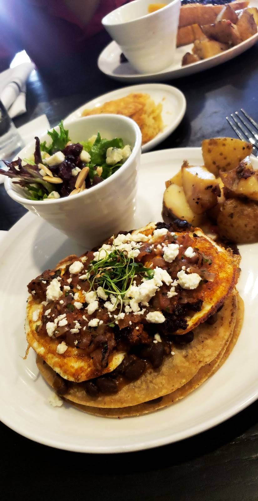 Tano Bistro Hamilton | restaurant | 150 Riverfront Plaza, Hamilton, OH 45011, USA | 5137958654 OR +1 513-795-8654