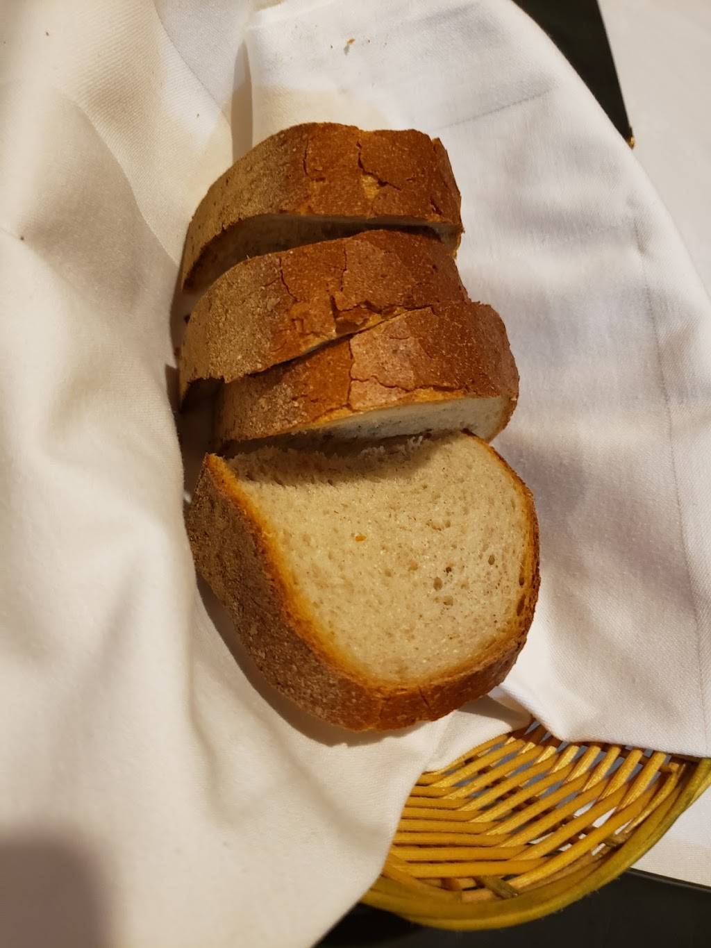 Croatia Restaurant | restaurant | 1989 Dundas St E, Mississauga, ON L4X 1M1, Canada | 9056244111 OR +1 905-624-4111