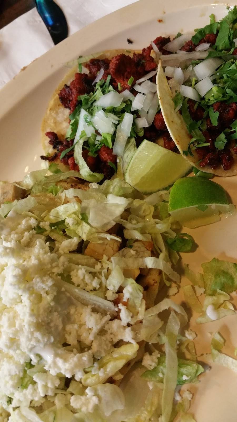 Torteria Insurgentes | restaurant | 3114 Saturn Rd, Garland, TX 75041, USA | 2147038373 OR +1 214-703-8373