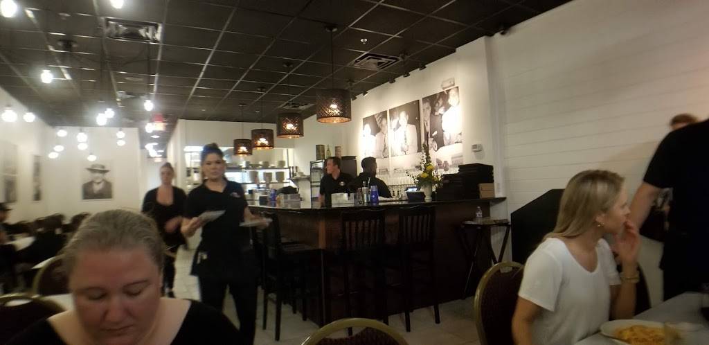 Catullo’s Italian | restaurant | 1650-2 San Pablo Rd S, Jacksonville, FL 32224, USA | 9042401252 OR +1 904-240-1252