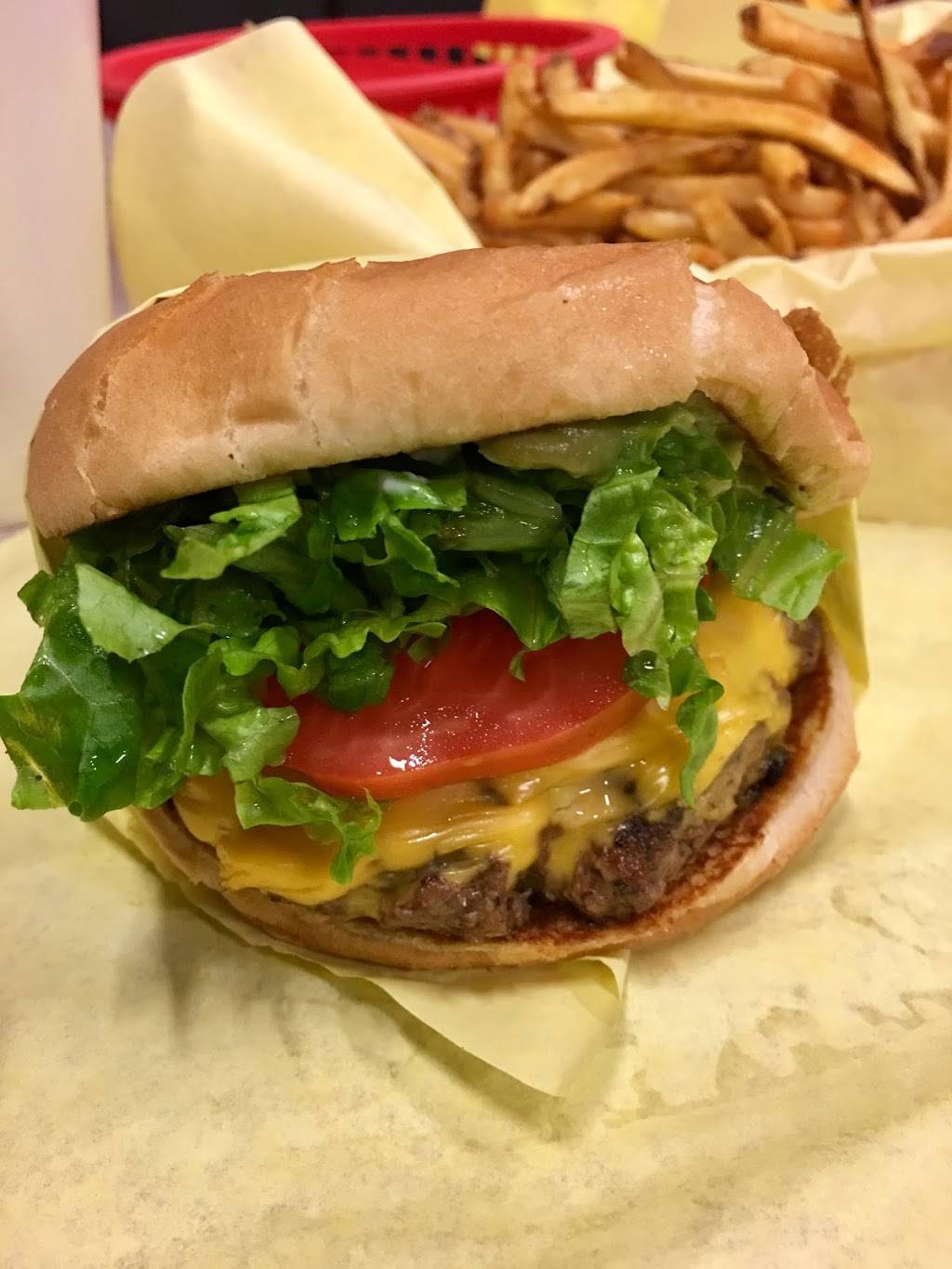 Hideout Burgers | restaurant | 2751 E Broad St #123, Mansfield, TX 76063, USA | 8174535959 OR +1 817-453-5959