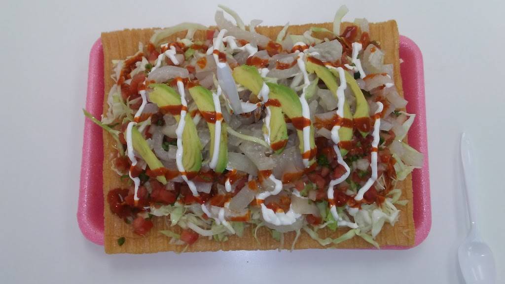 La Michoacana Ice Cream Shop | restaurant | 3444 52nd St, Kenosha, WI 53144, USA | 2626572140 OR +1 262-657-2140