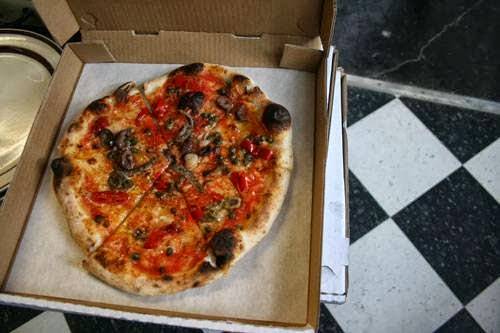 The Independent Pizzeria | restaurant | 4235 E Madison St, Seattle, WA 98112, USA | 2068606110 OR +1 206-860-6110