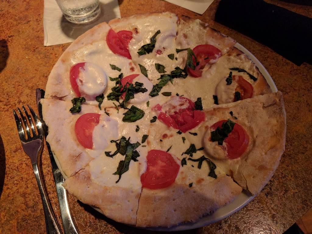 Jillians Italian Grill | restaurant | 216 N Main St, Hutchinson, KS 67501, USA | 6206638466 OR +1 620-663-8466