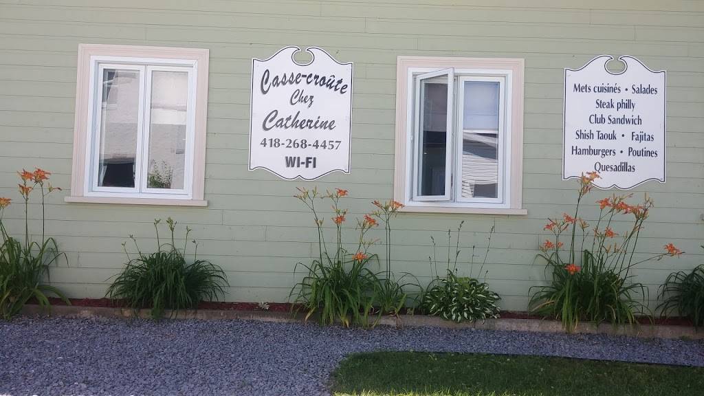 Casse-croûte chez Catherine | restaurant | 260 Rue Principale, Saint-Alban, QC G0A 3B0, Canada | 4182684457 OR +1 418-268-4457