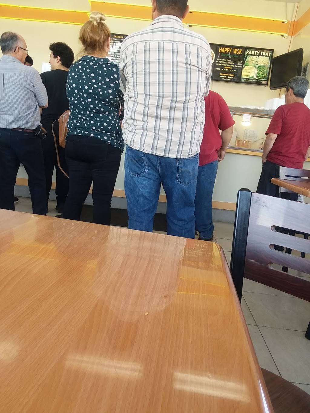 Happy Wok | restaurant | 853 N Hacienda Blvd, La Puente, CA 91744, USA | 6263336273 OR +1 626-333-6273