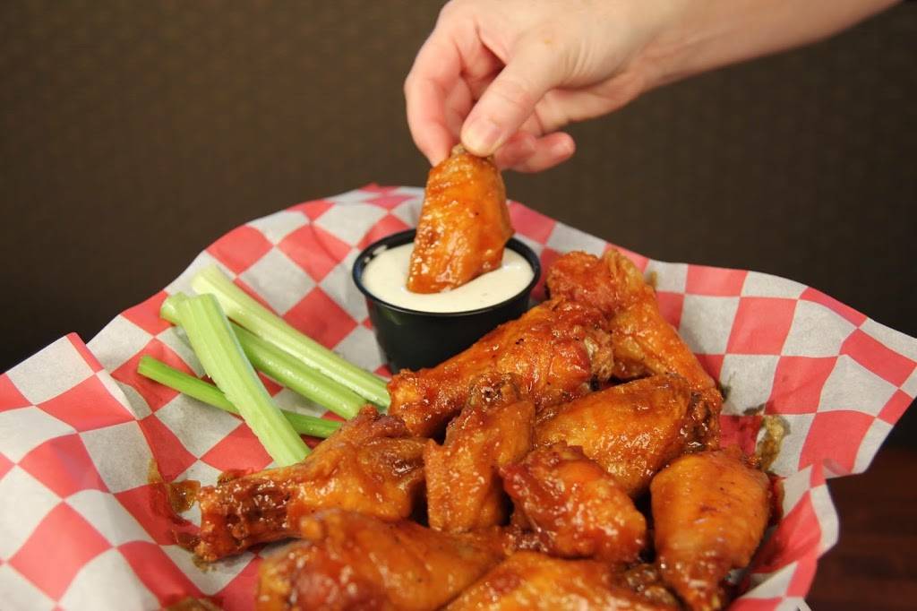 Top Dawg Tavern - Summerville | restaurant | 9512 Dorchester Rd #120, Summerville, SC 29485, USA | 8438732700 OR +1 843-873-2700