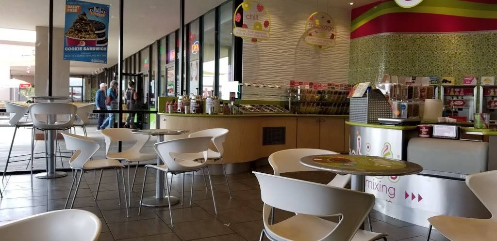 Menchies Frozen Yogurt | bakery | 6001 Winter Haven Dr NW, Albuquerque, NM 87120, USA | 5058992299 OR +1 505-899-2299