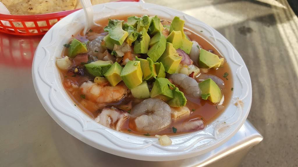 Mariscos Culichi | restaurant | 2706 Lander Ave, Turlock, CA 95380, USA | 2098722738 OR +1 209-872-2738