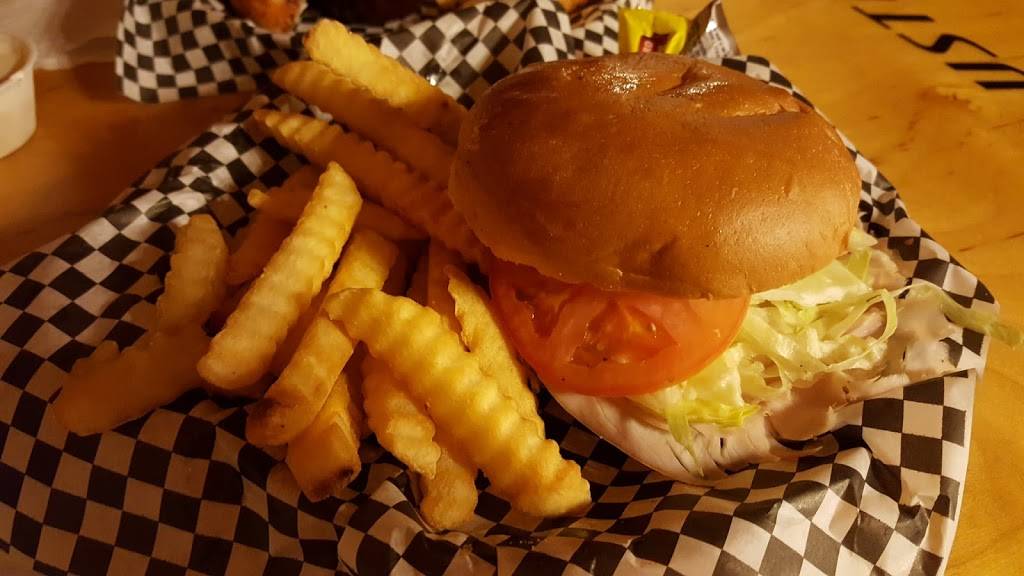 Dustins Bar-B-Q | restaurant | 1320 W Granada Blvd, Ormond Beach, FL 32174, USA | 3866775292 OR +1 386-677-5292